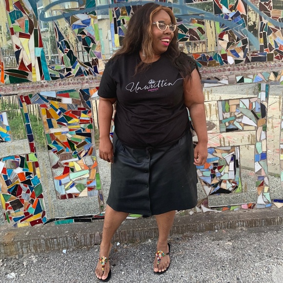 Meet your Posher, Tamara - Picture 8 of 8